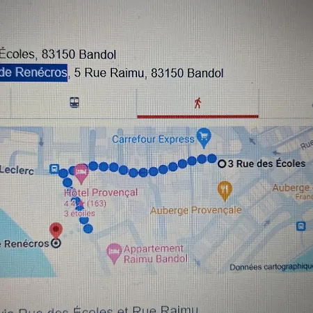 Climatise Avec Mezzanine Au Calme Avec Terrasse Et Parking Idealement Situe Pour Faire A Pied ! 아파트 방돌